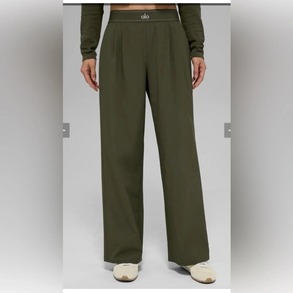 ALO Yoga Suit Up Trouser (Long) Large Color: Olive Green NWT